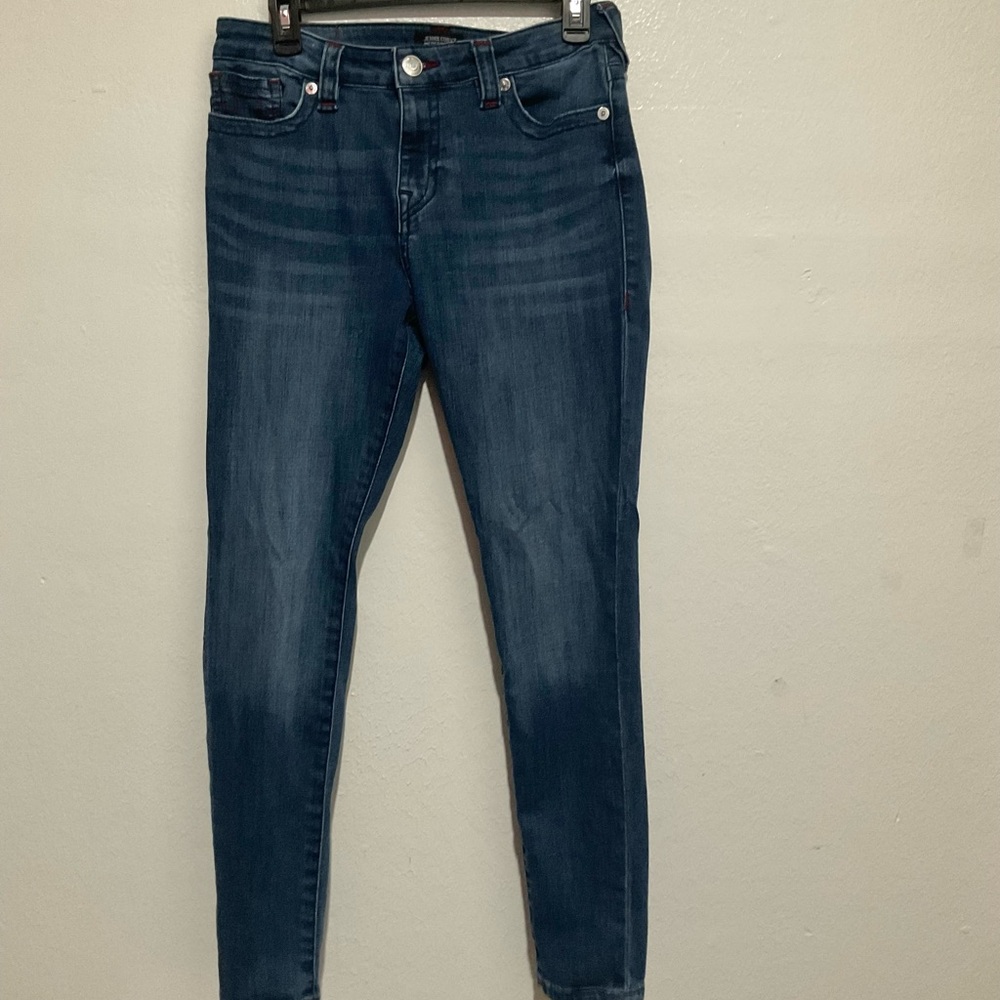 True religion, red stitching, skinny jean mid rise, size M 8/ 29